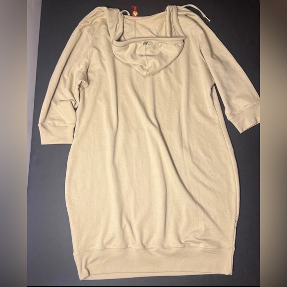 Apple bottoms sweater dress - Picture 3 of 3